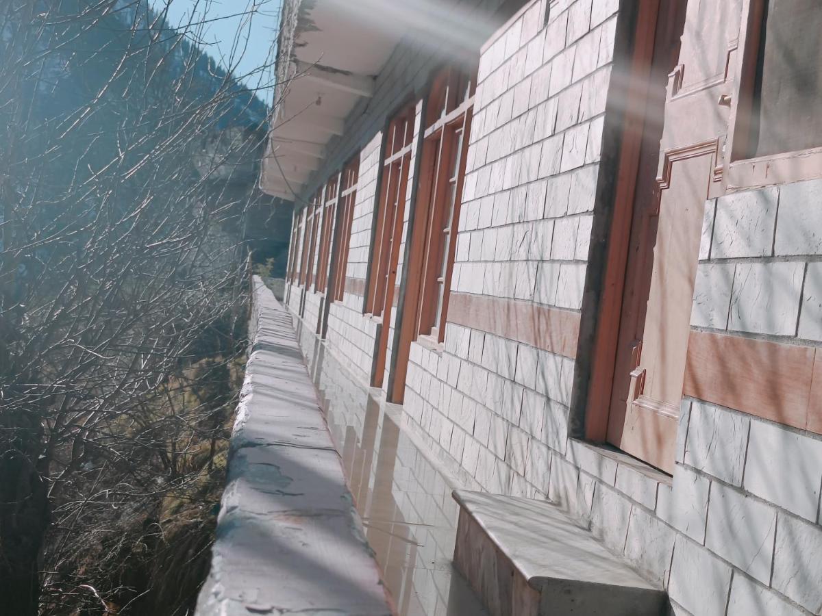 Snow Oak Guest House Kasol Exterior foto