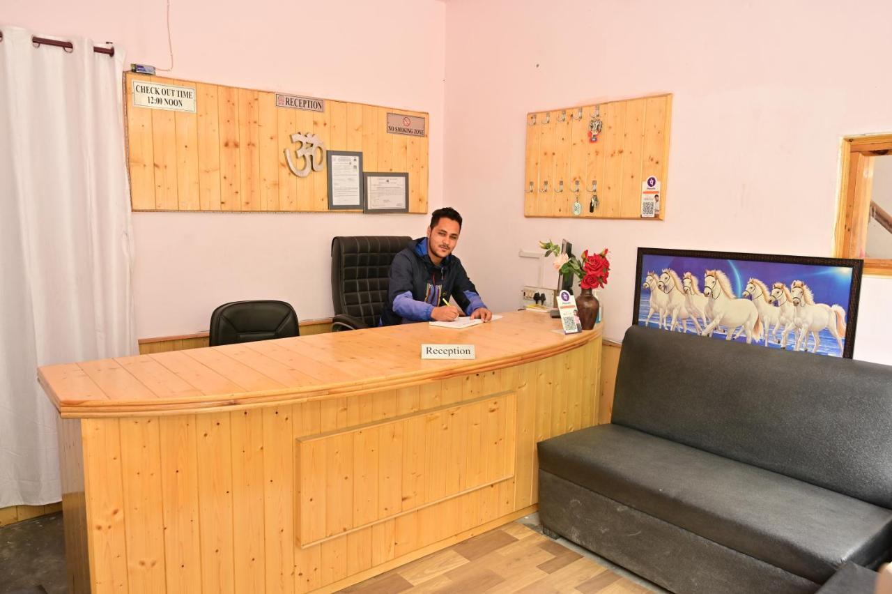 Snow Oak Guest House Kasol Exterior foto